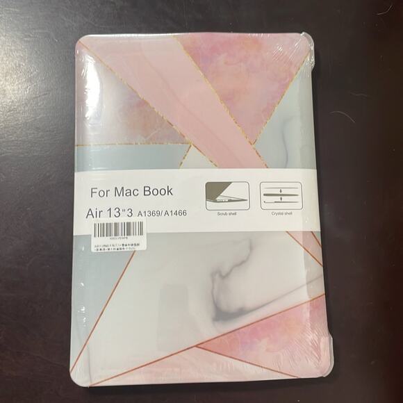 MacBook Air 13”3 pink geometric shell - Picture 1 of 3